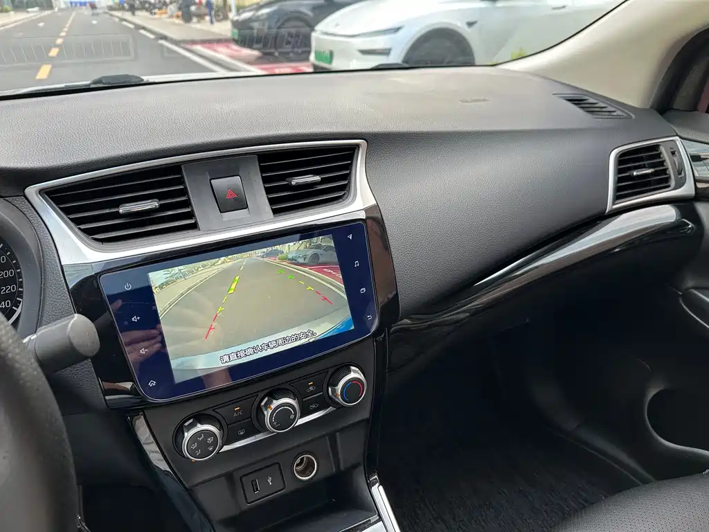 Nissan Sylphy — миниатюра 15