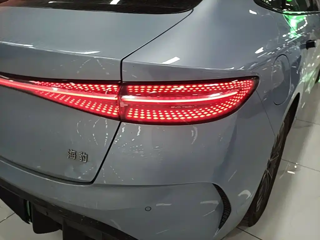 BYD Seal — миниатюра 8