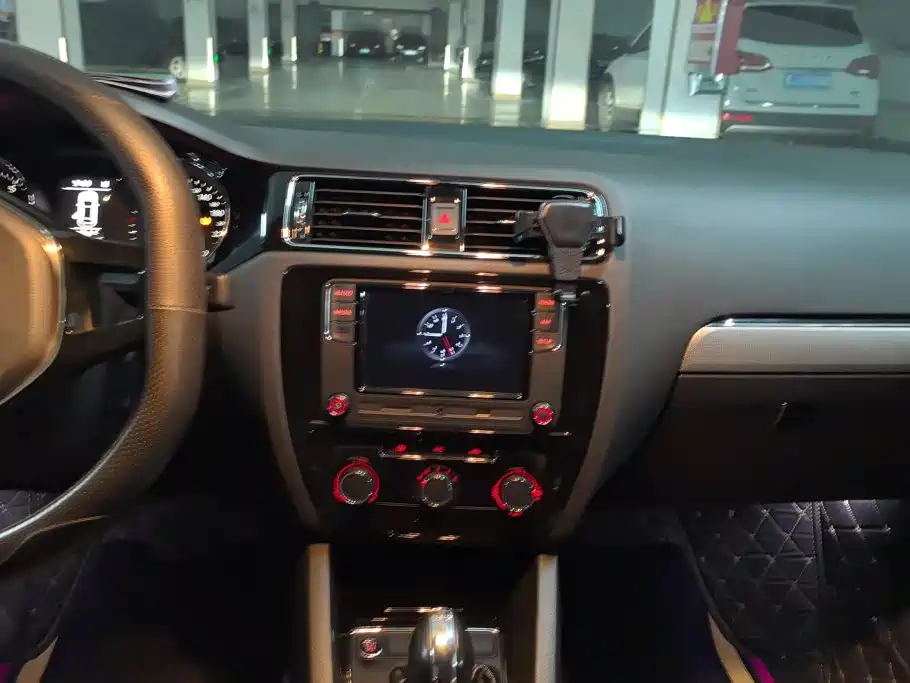 Volkswagen Sagitar — миниатюра 13