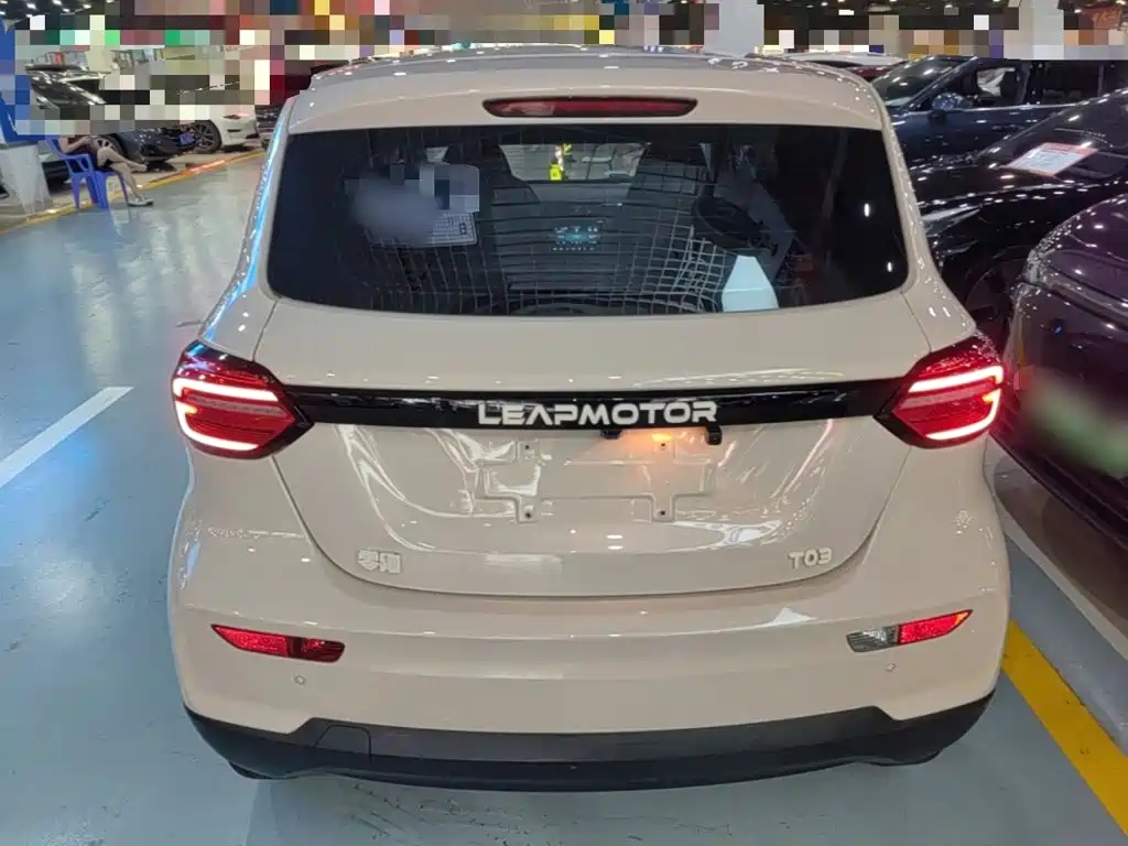 Leapmotor Leapmotor T03 — миниатюра 6