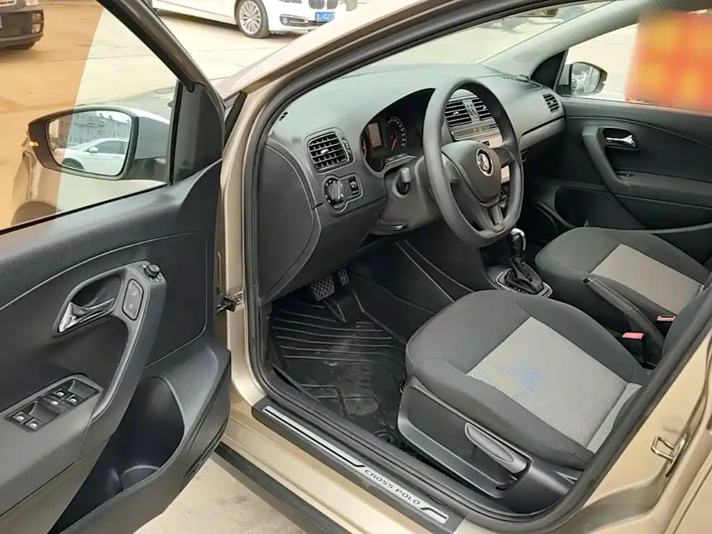 Volkswagen Polo — миниатюра 16