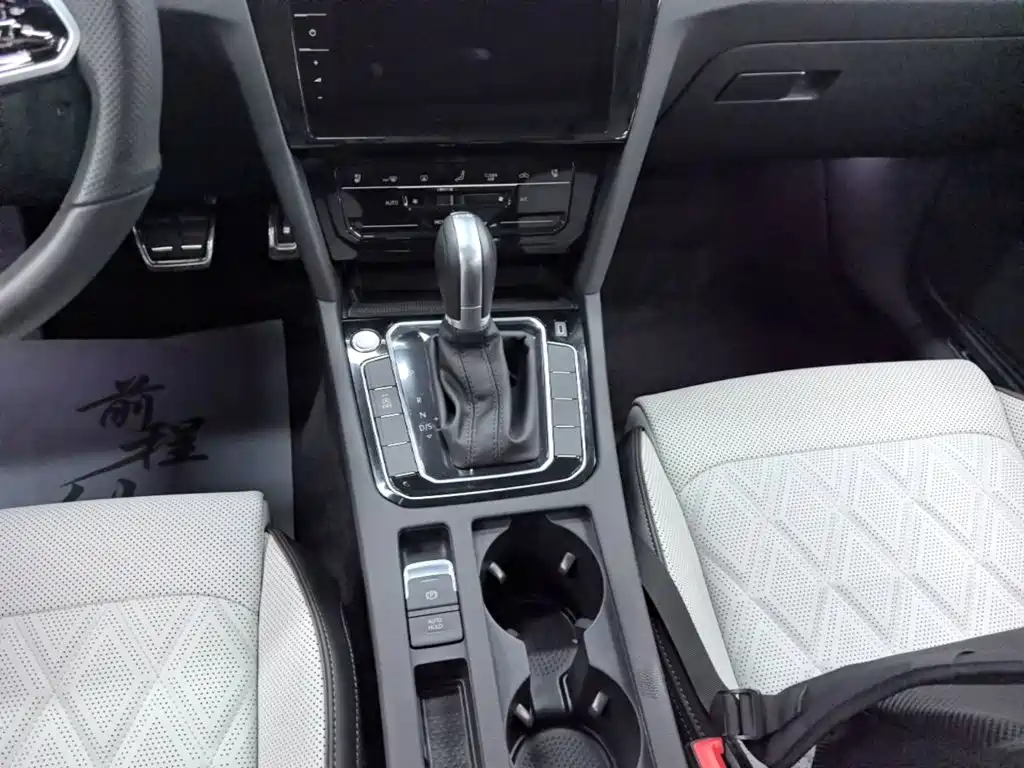 Volkswagen Magotan — миниатюра 14