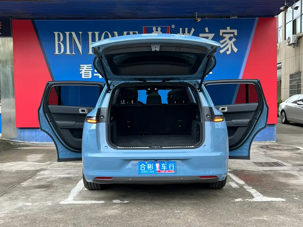 Li Auto Li L7 — миниатюра 30