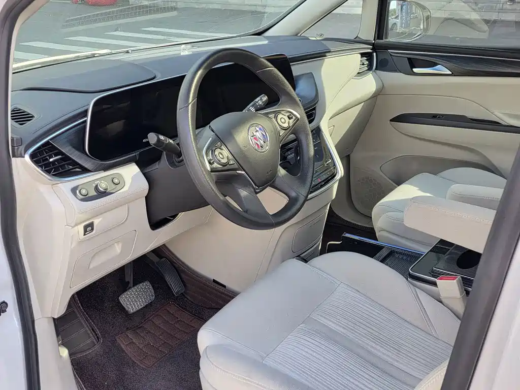 Buick GL8 — миниатюра 7