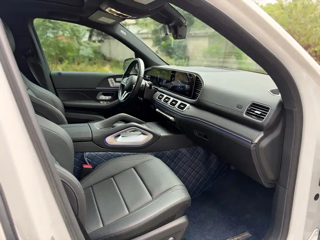 Mercedes-Benz GLE (Import) — миниатюра 8