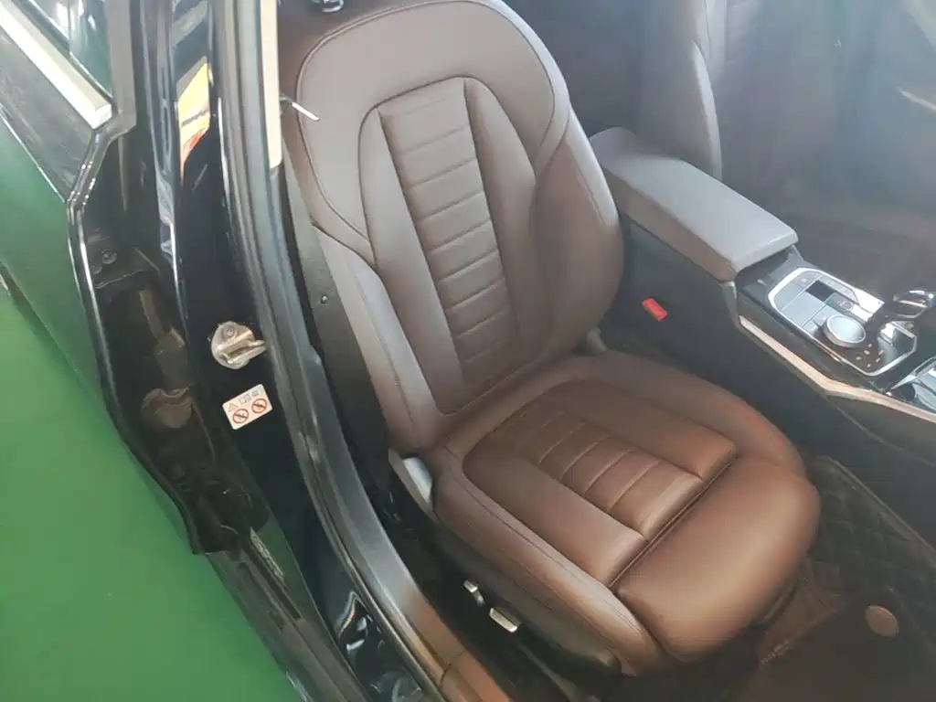 BMW 3 Series — миниатюра 25