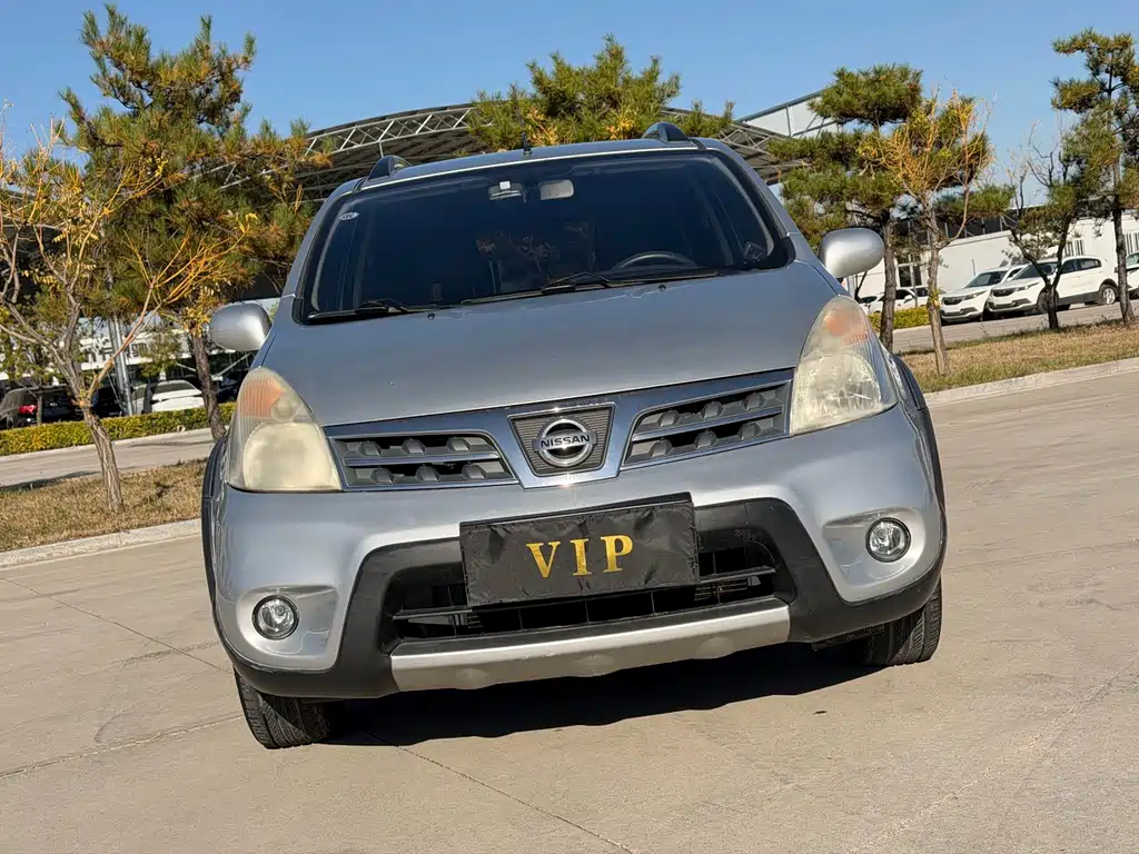 Nissan Livina — миниатюра 4