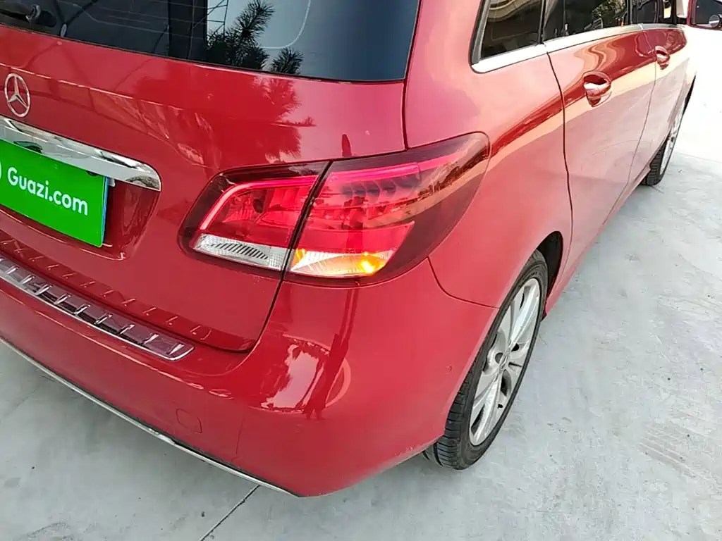 Mercedes-Benz B-Class — миниатюра 8