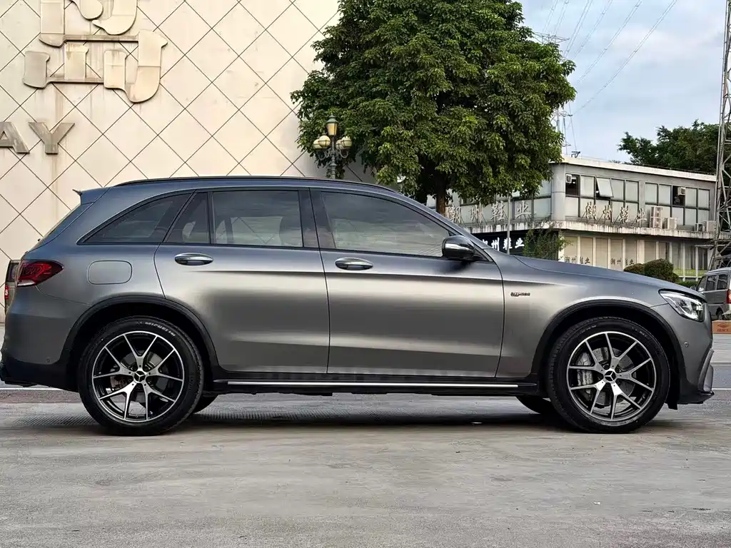 Mercedes-Benz GLC AMG — миниатюра 6