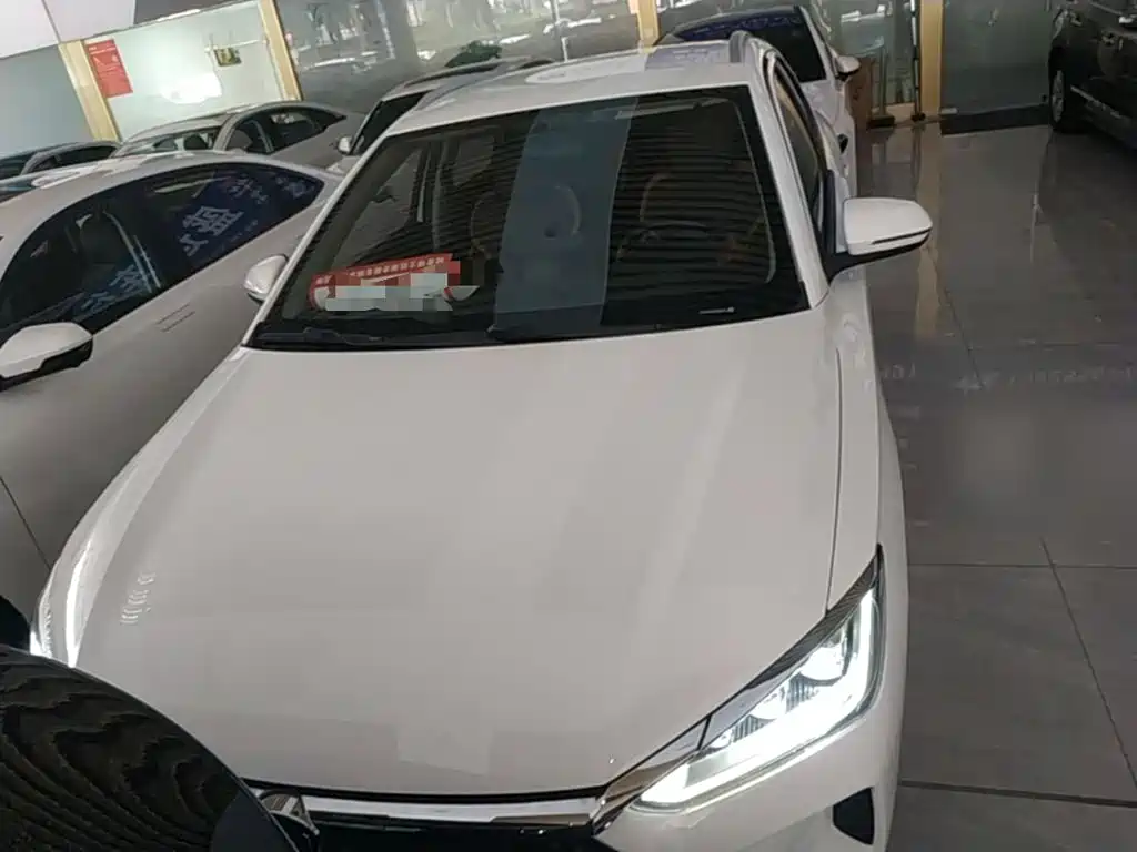 BYD e2 — миниатюра 3