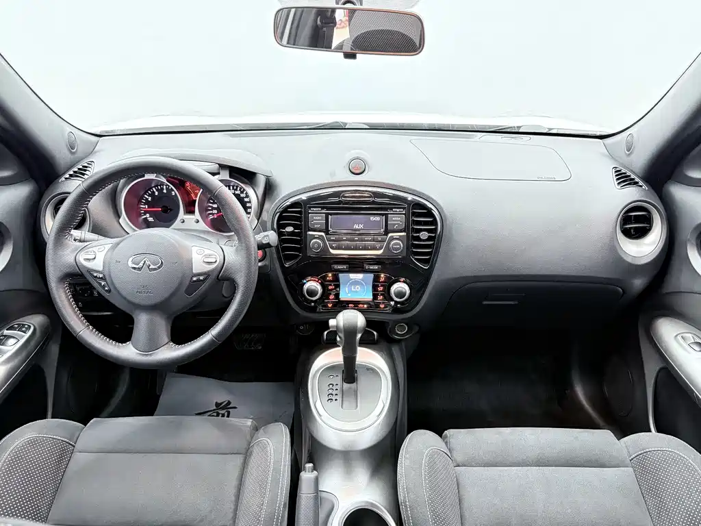 Infiniti ESQ — миниатюра 7