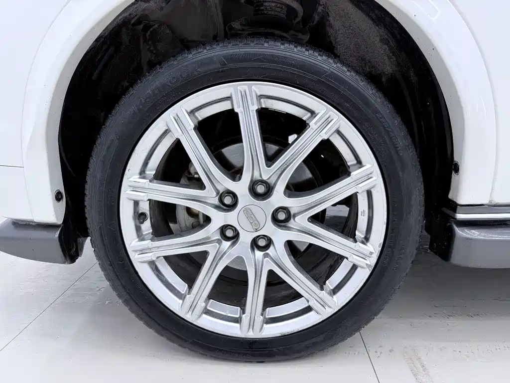 Infiniti ESQ — миниатюра 17