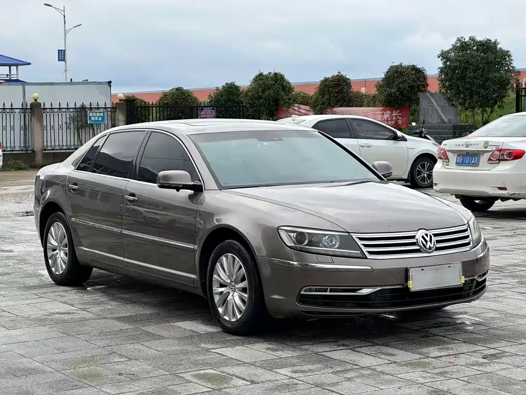Volkswagen Phaeton — миниатюра 3