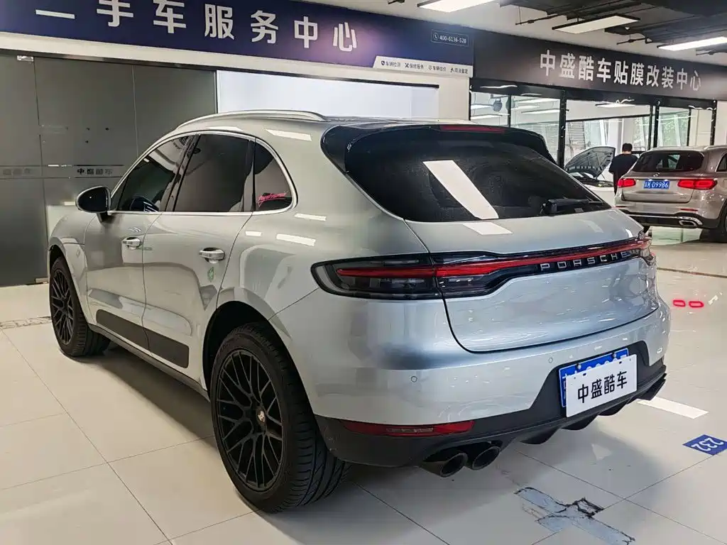 Porsche Macan — миниатюра 6