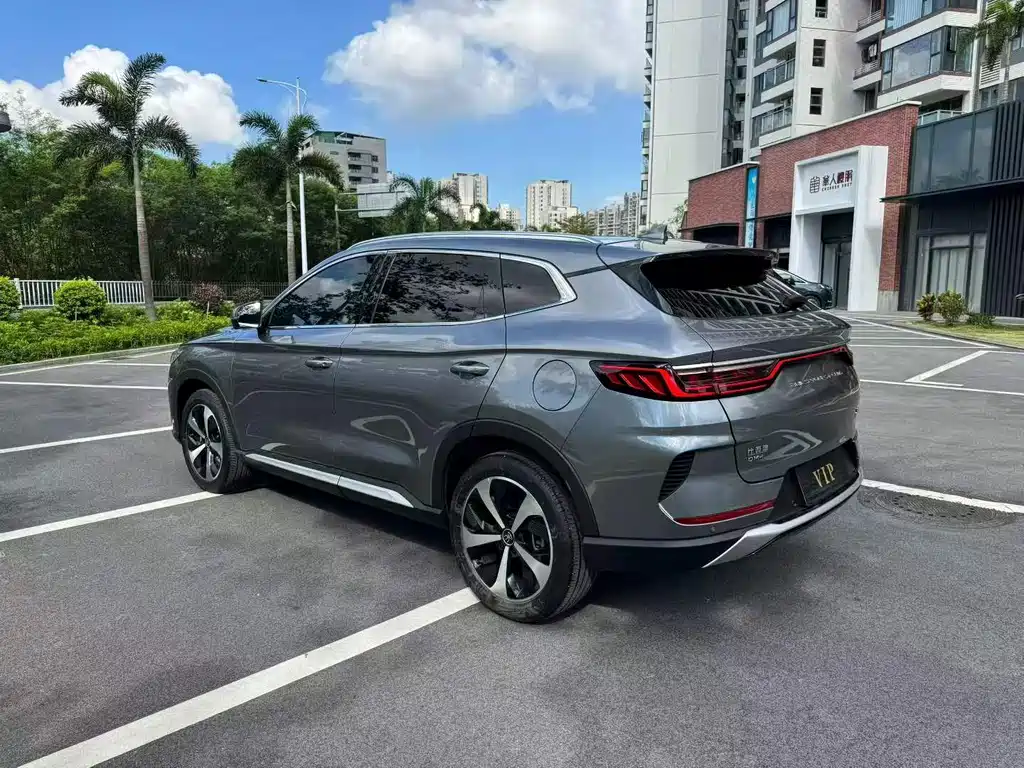 BYD PLUS New Energy — миниатюра 7