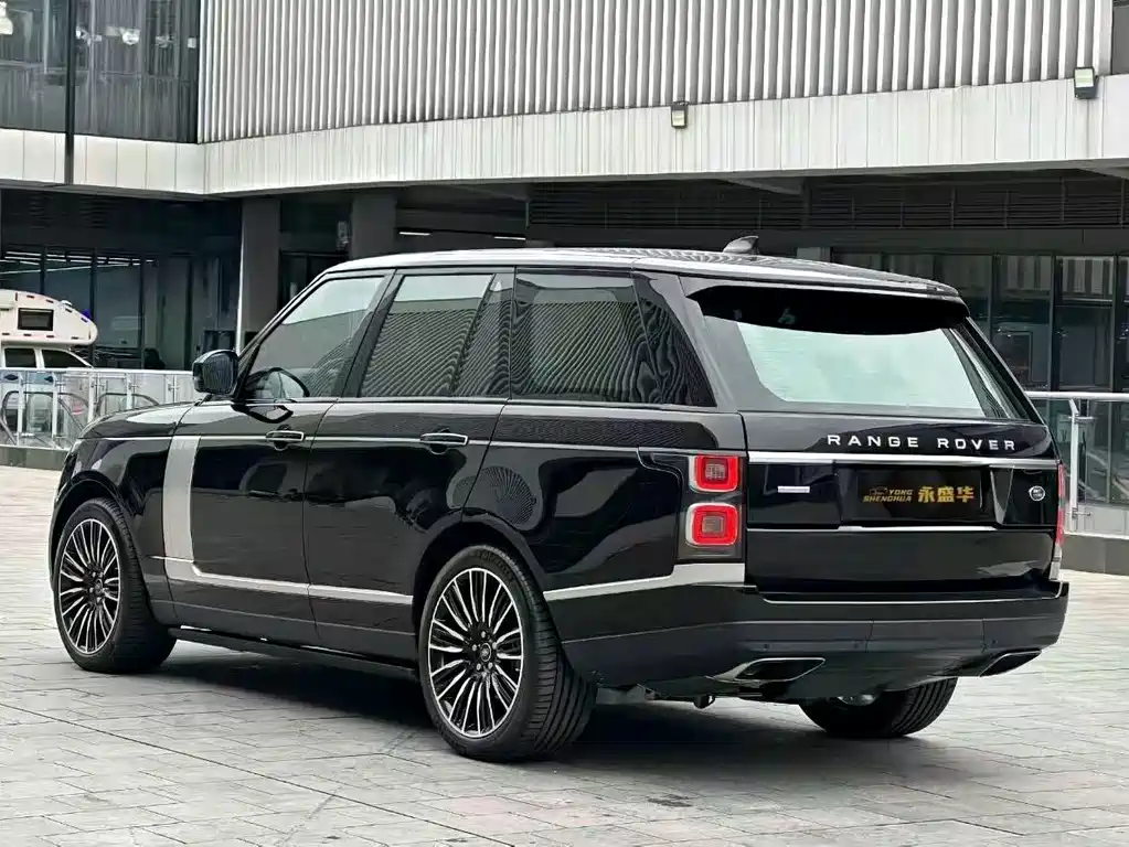 Land Rover Range Rover — миниатюра 6