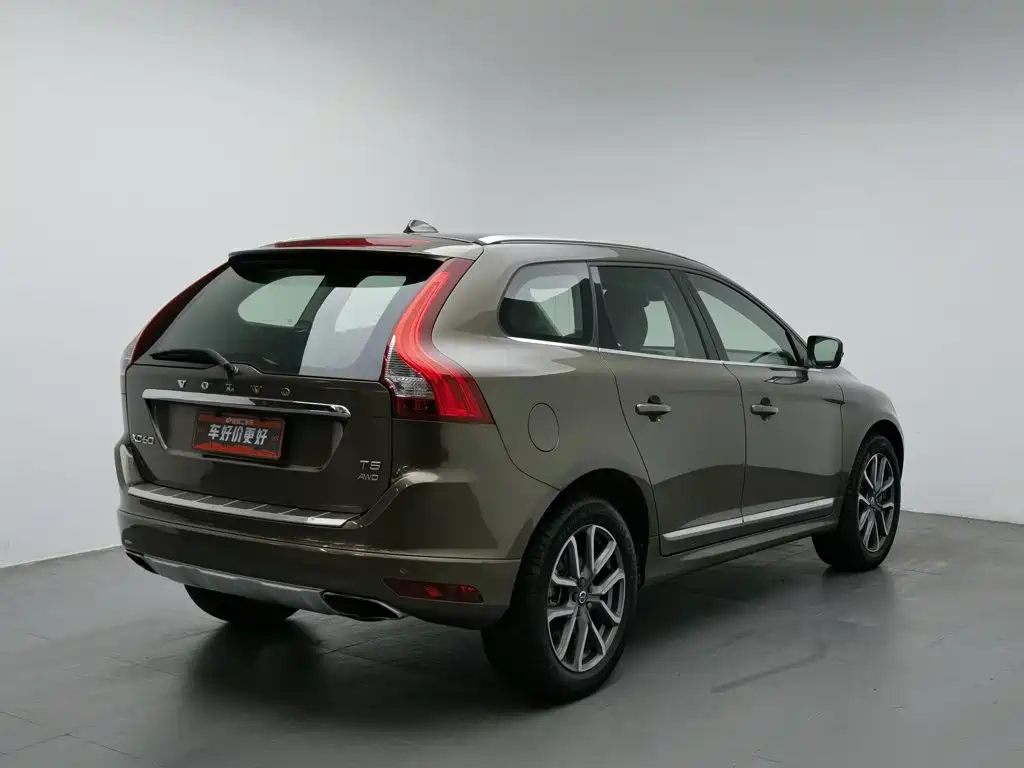 Volvo XC60 — миниатюра 2