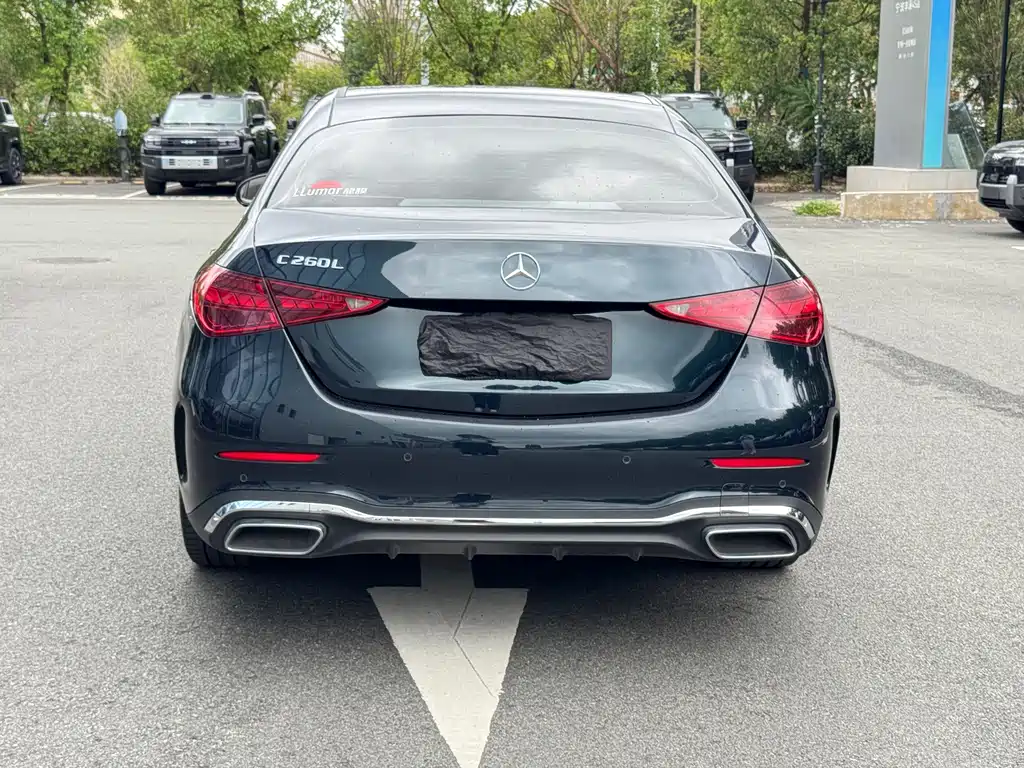 Mercedes-Benz C-Class — миниатюра 12