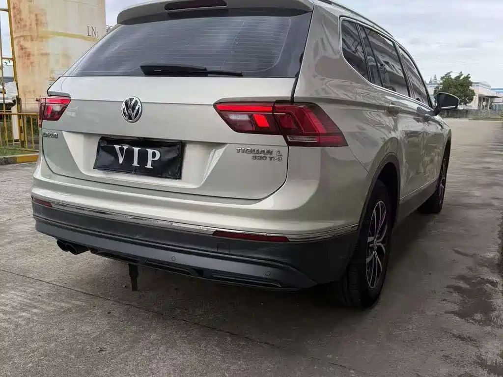 Volkswagen Tiguan L — миниатюра 8