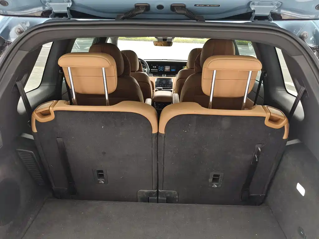 Li Auto Li ONE — миниатюра 11