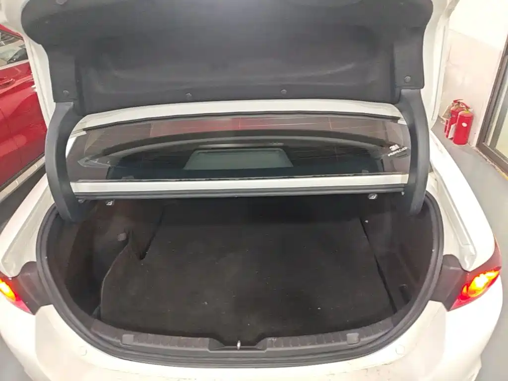 Mazda 3 Axela — миниатюра 19