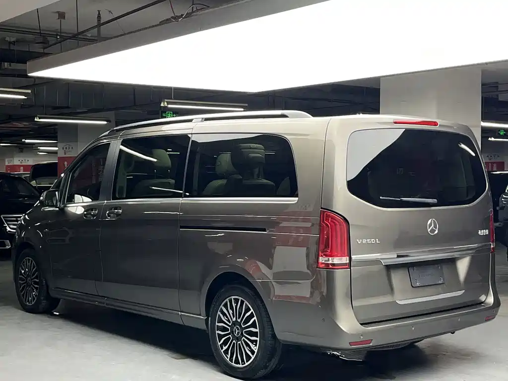 Mercedes-Benz V-Class — миниатюра 4