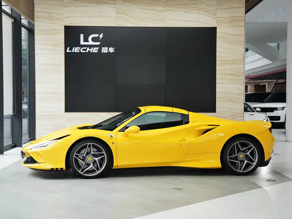 Ferrari F8 2020 Spider 3.9T V8