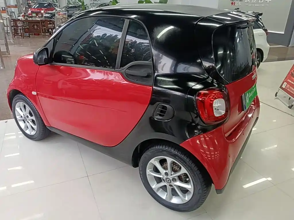 smart Smart Fortwo — миниатюра 5