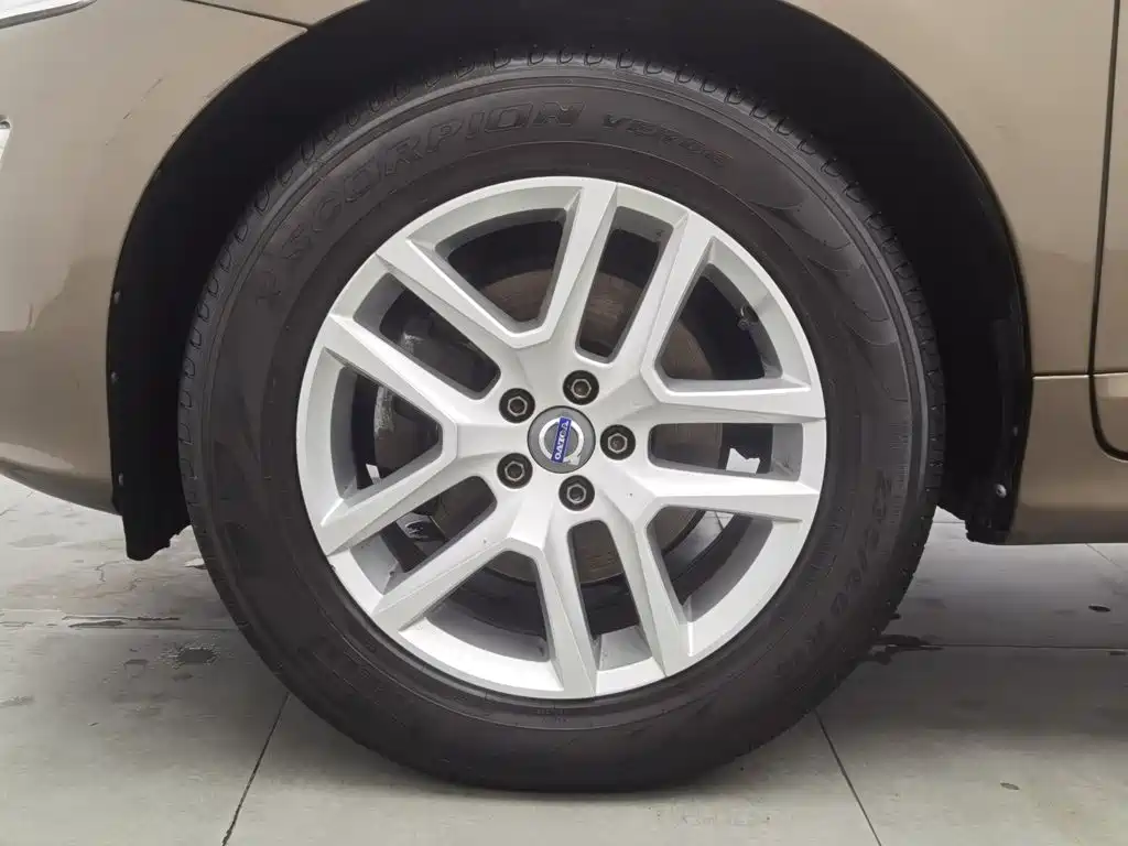 Volvo XC60 — миниатюра 17