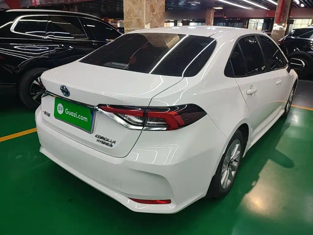 Toyota Corolla — миниатюра 12
