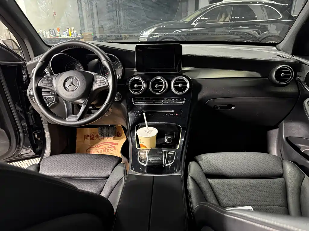 Mercedes-Benz GLC — миниатюра 12
