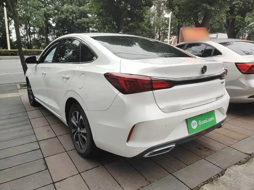 Changan Eado — миниатюра 5