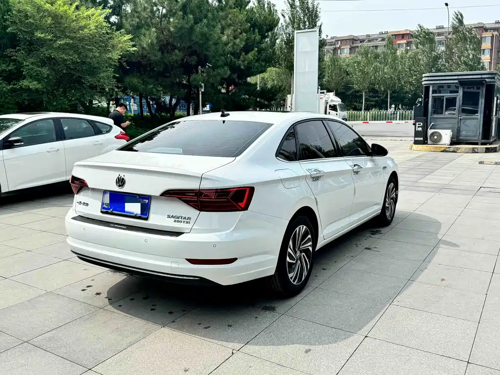 Volkswagen Sagitar 2021 280TSI DSG