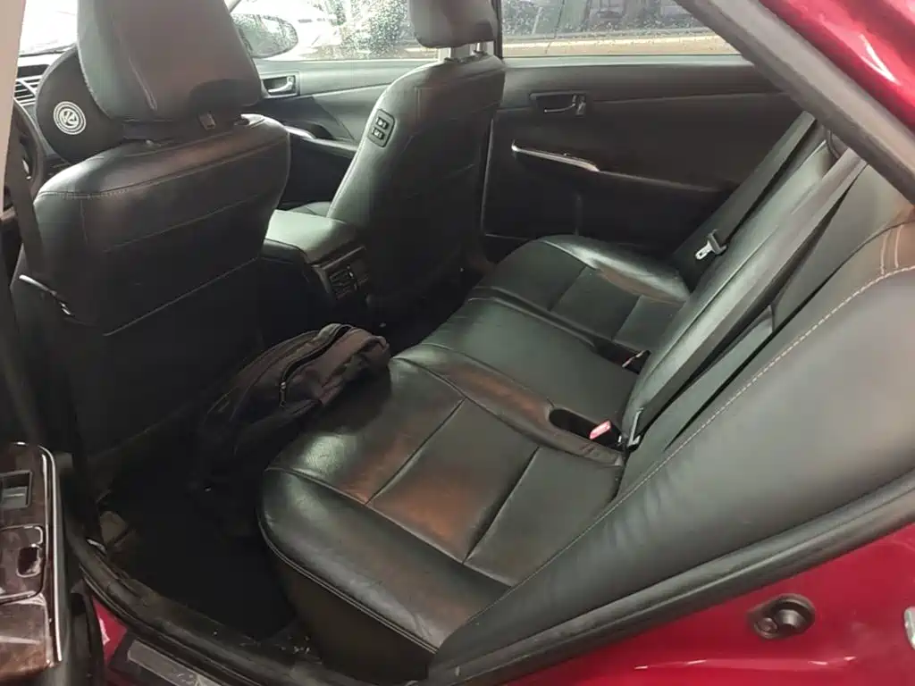 Toyota Camry — миниатюра 17
