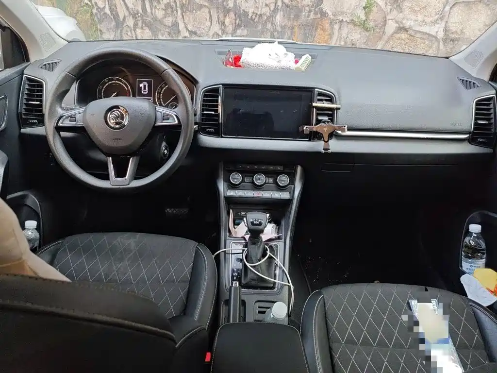 Skoda Karoq — миниатюра 13