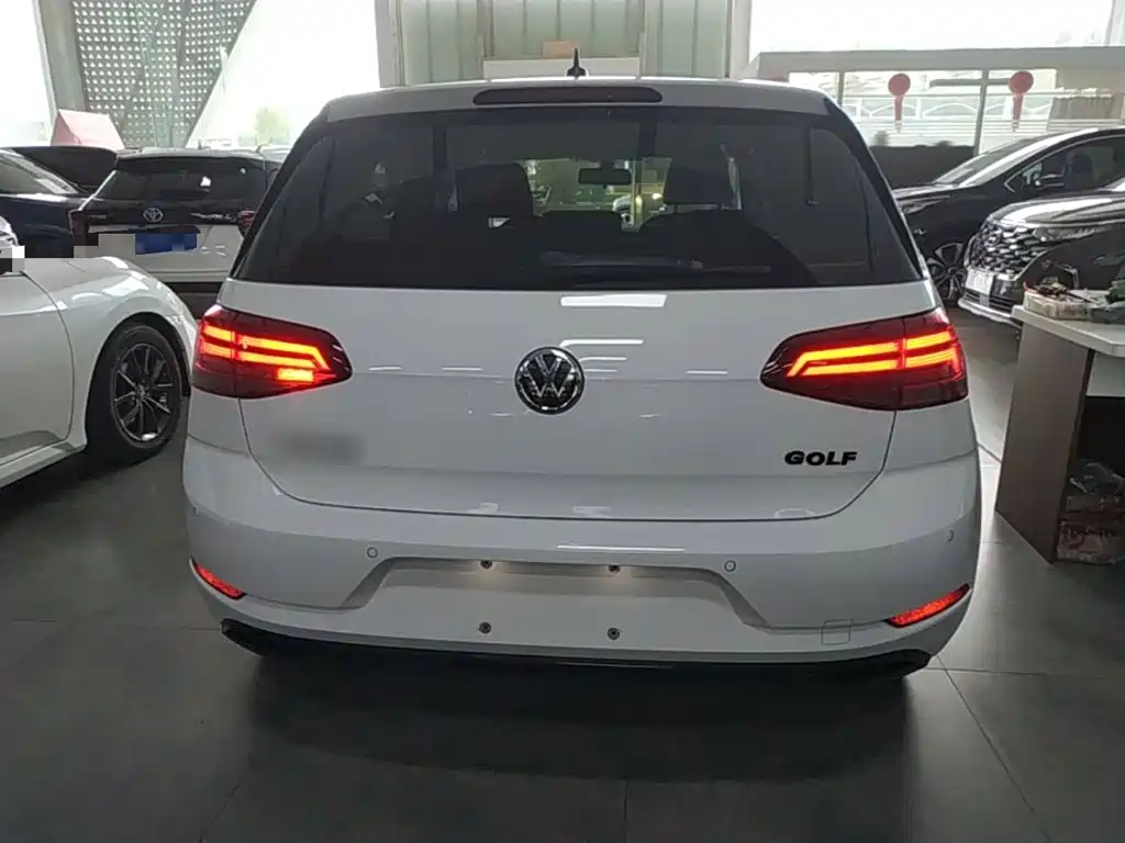 Volkswagen Golf — миниатюра 6