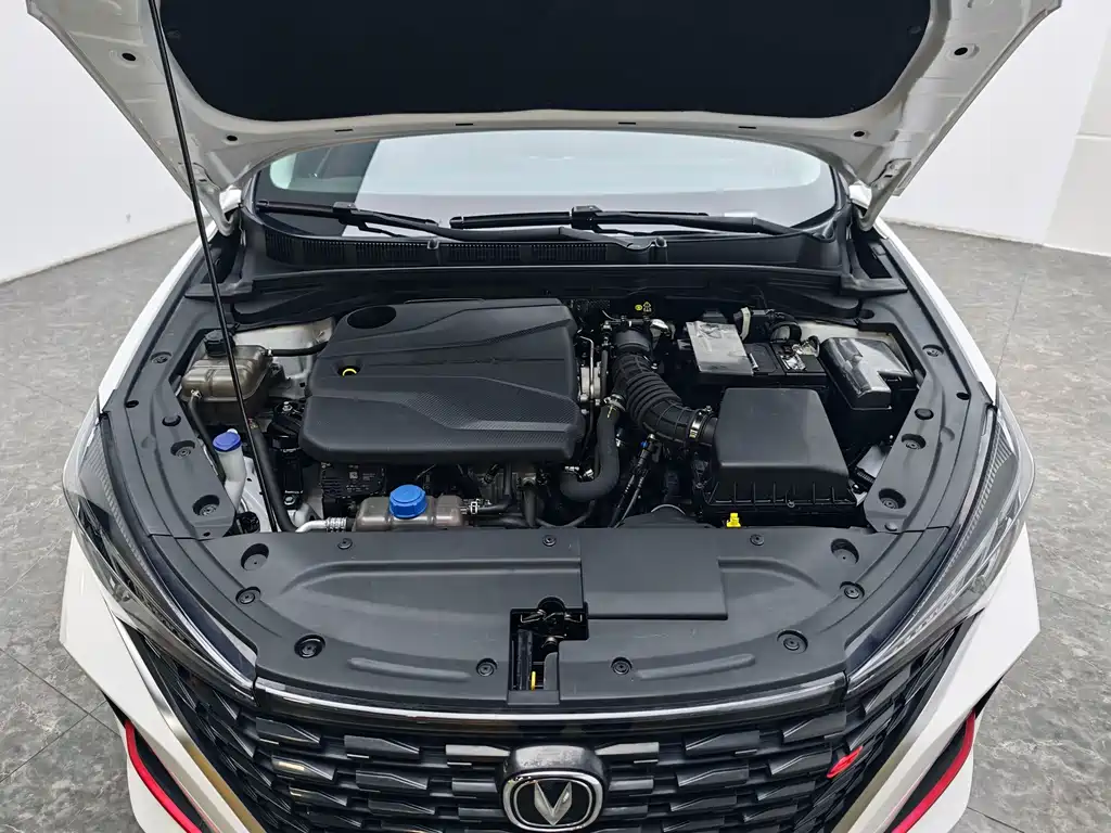 Changan Eado — миниатюра 12