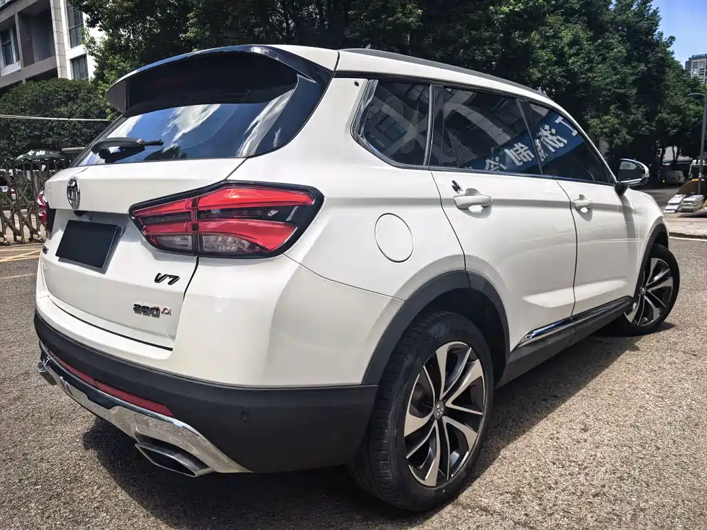 Zhonghua V7 — миниатюра 27