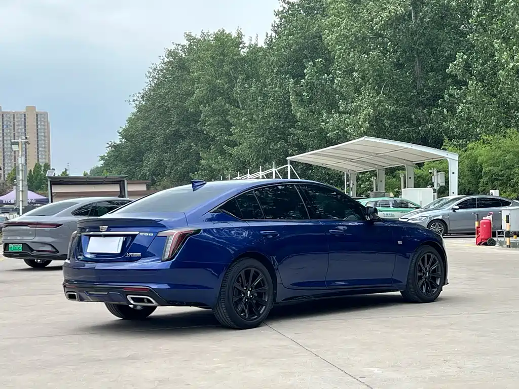 Cadillac CT5 — миниатюра 7
