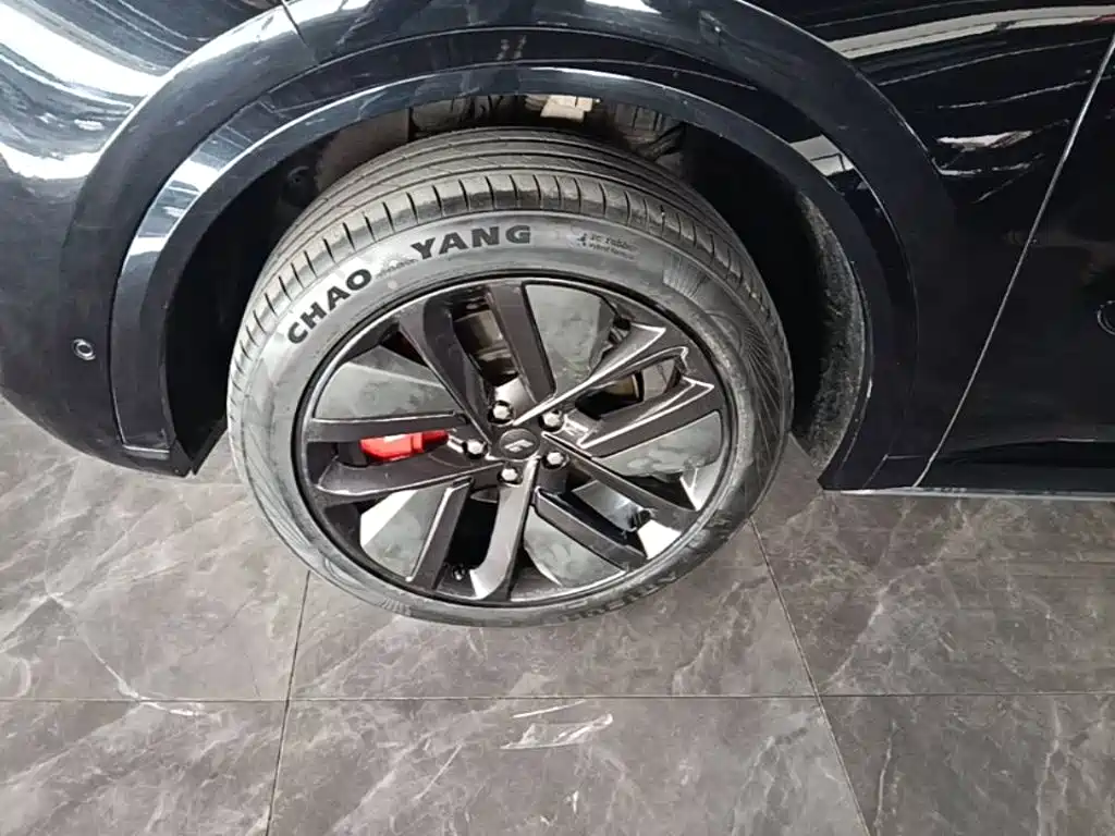 Li Auto Li L9 — миниатюра 23