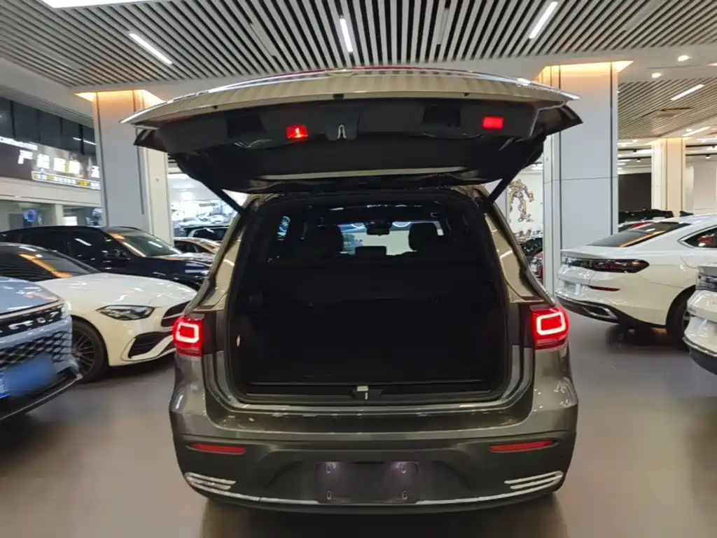 Mercedes-Benz EQB — миниатюра 19