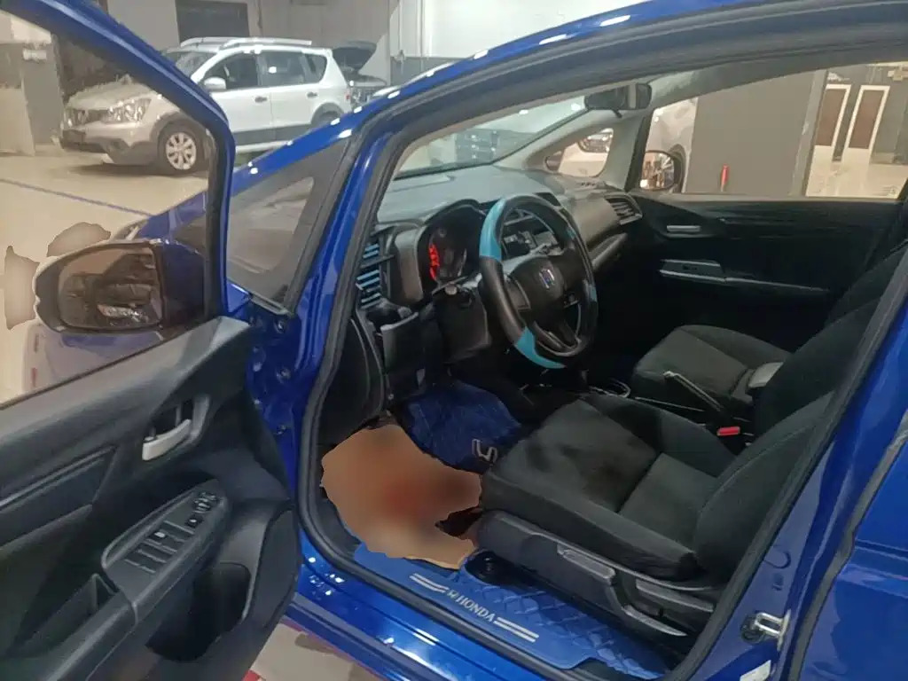 Honda Fit — миниатюра 16