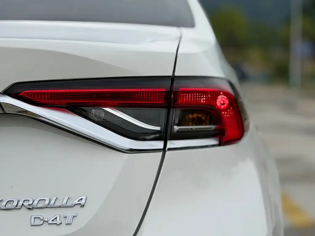 Toyota Corolla — миниатюра 18