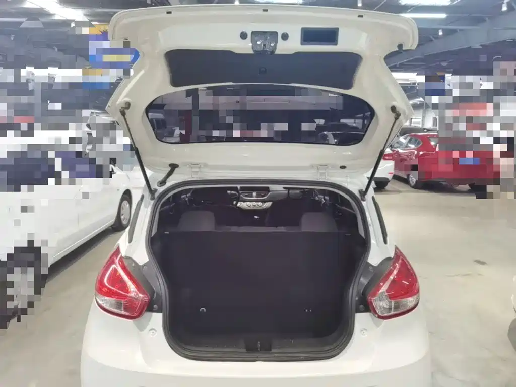 Baojun 310 — миниатюра 19