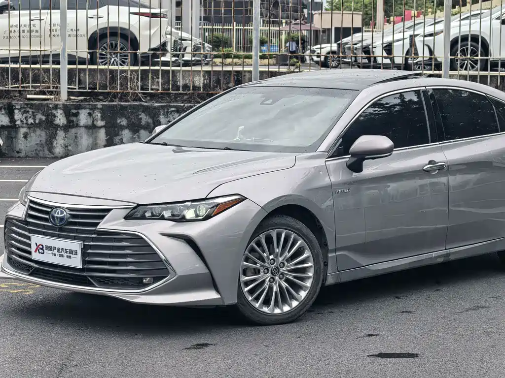 Toyota Avalon — миниатюра 5