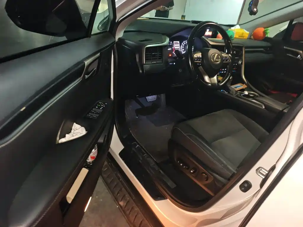 Lexus RX — миниатюра 14