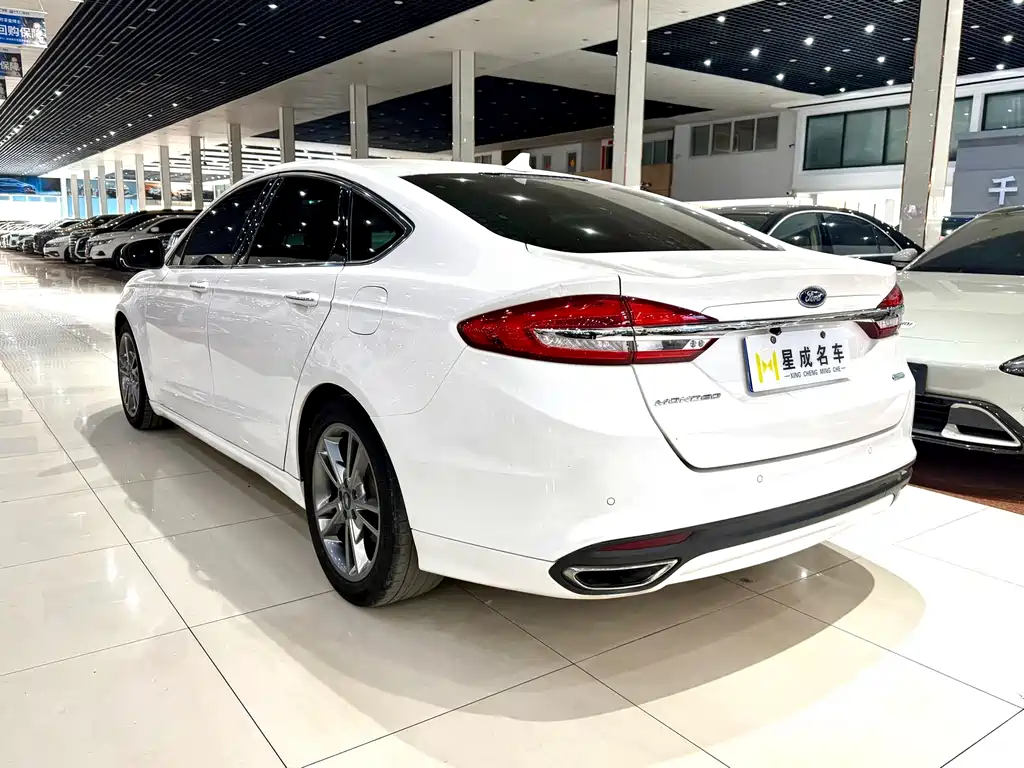 Ford Mondeo 2017 EcoBoost 200 Fashion