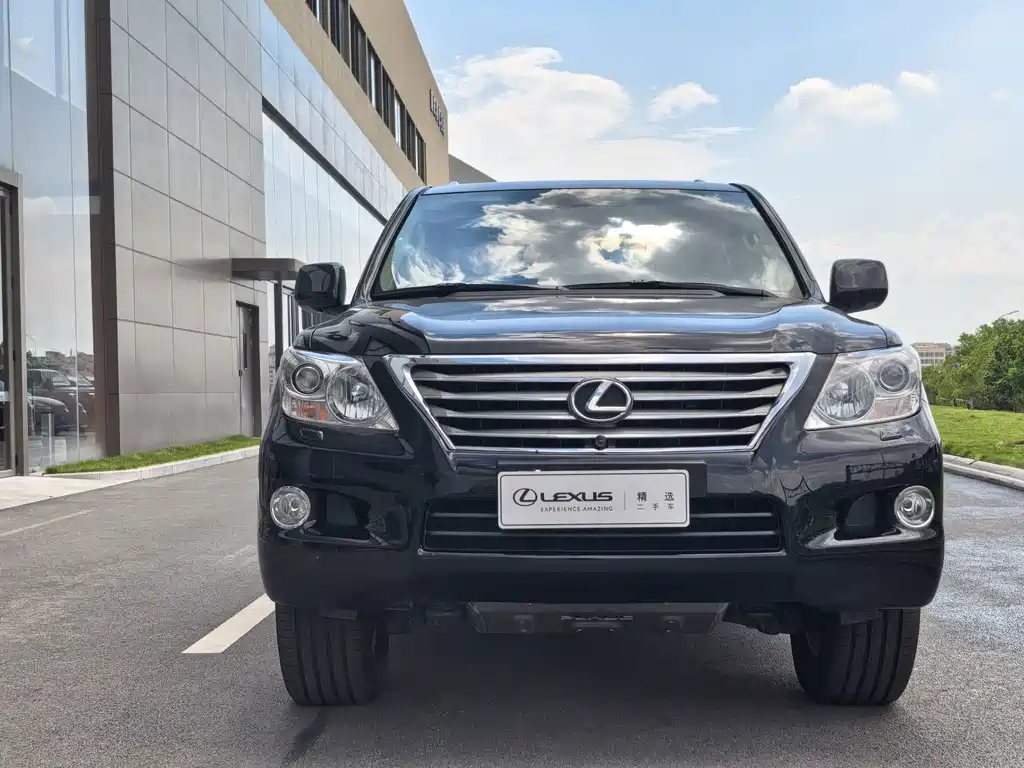 Lexus LX — миниатюра 2