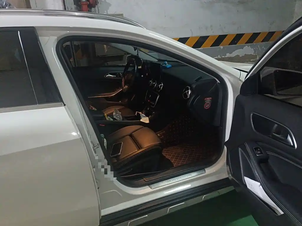Mercedes-Benz GLA — миниатюра 19