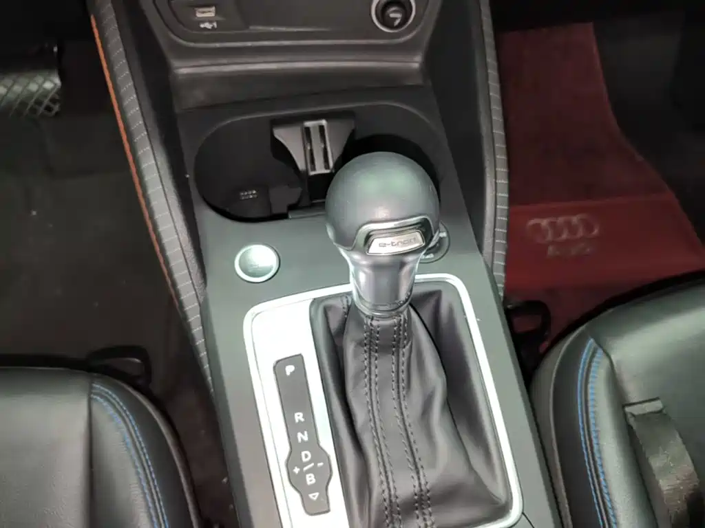 Audi Q2L e-tron — миниатюра 14